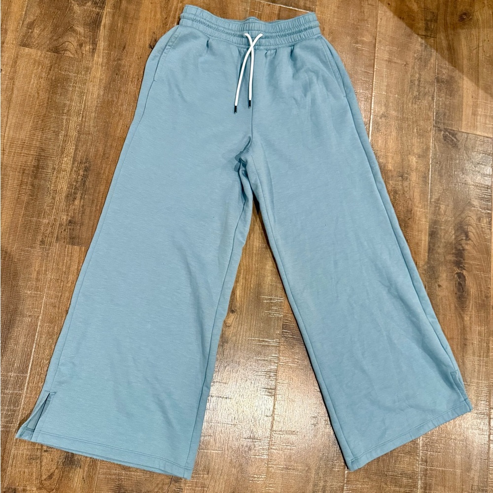 Women’s Blue Wide-Leg Pants